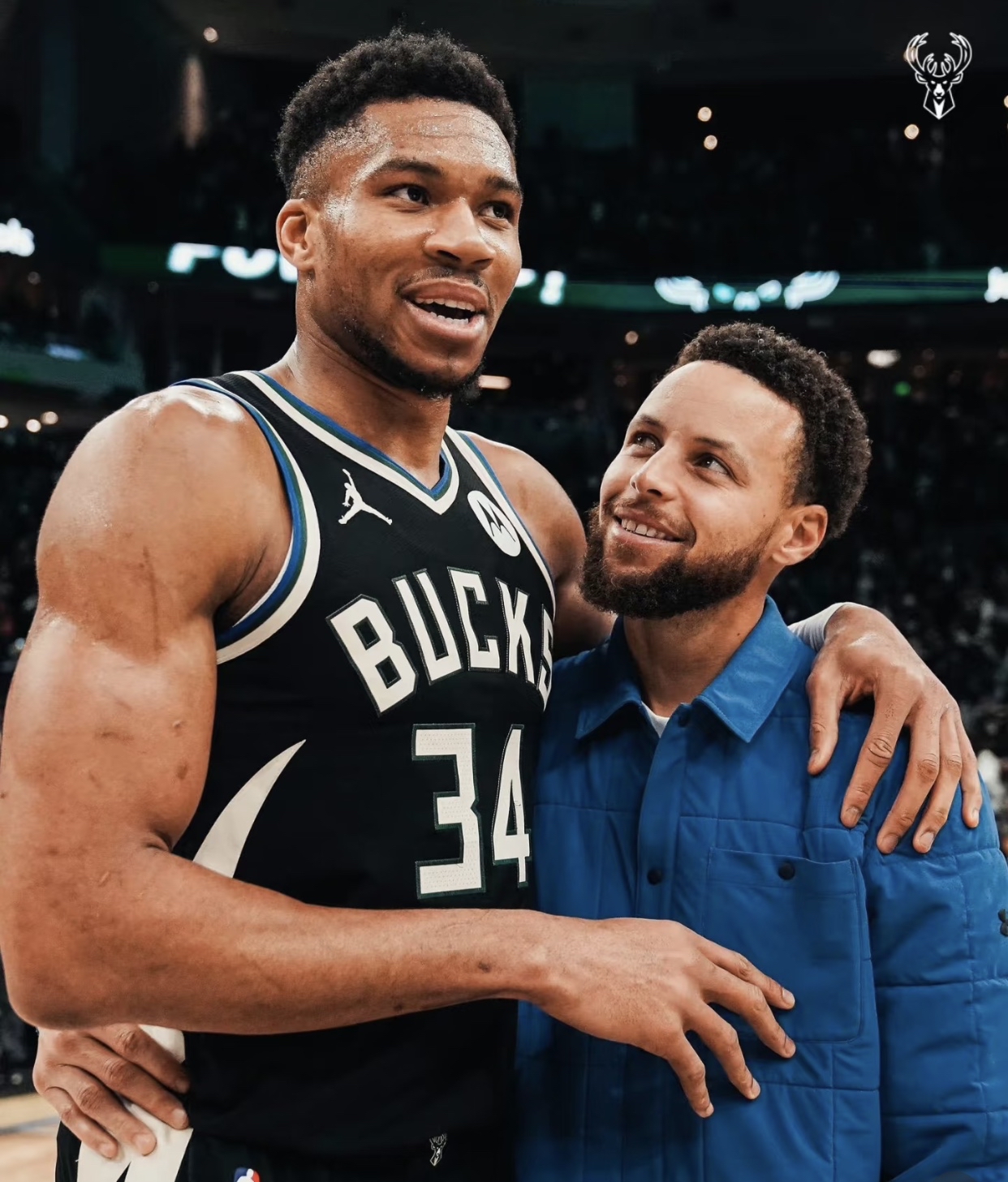 随机字母哥巅峰对决,Faker与70激战SKT分钟,赛况扑朔迷离胜负难料!